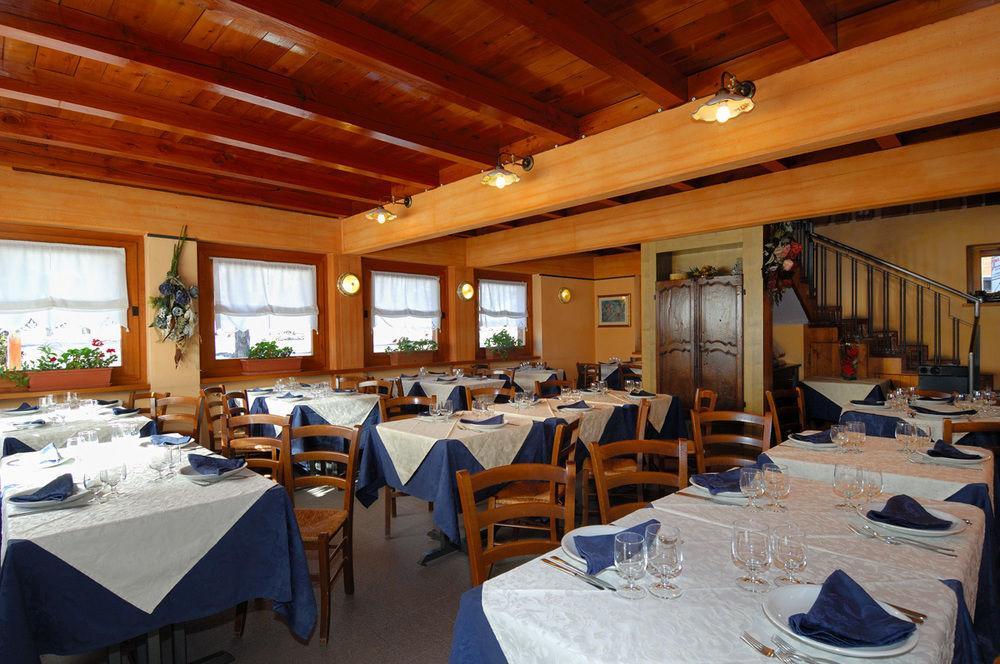 Hotel Bucaneve Bardonecchia Exteriör bild